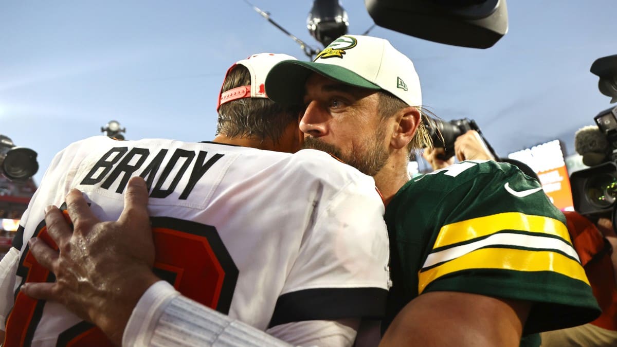 Tom Brady & Aaron Rodgers are posting some of the worst stats of