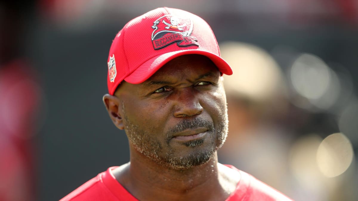 Examining the reasons Bucs could flourish or fade in 2022