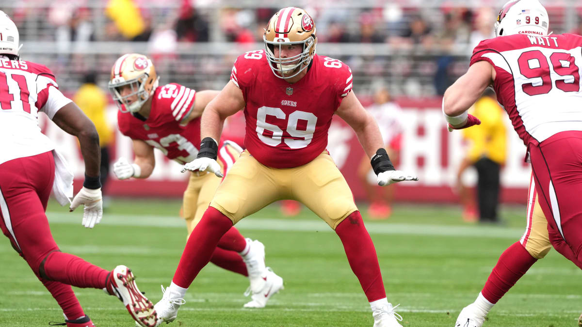 Colorado, USA. 25 August 2018 San Francisco 49ers offensive lineman Mike  McGlinchey (69) during NFL football preseason game action between the San  Francisco 49ers and the Indianapolis Colts at Lucas Oil Stadium