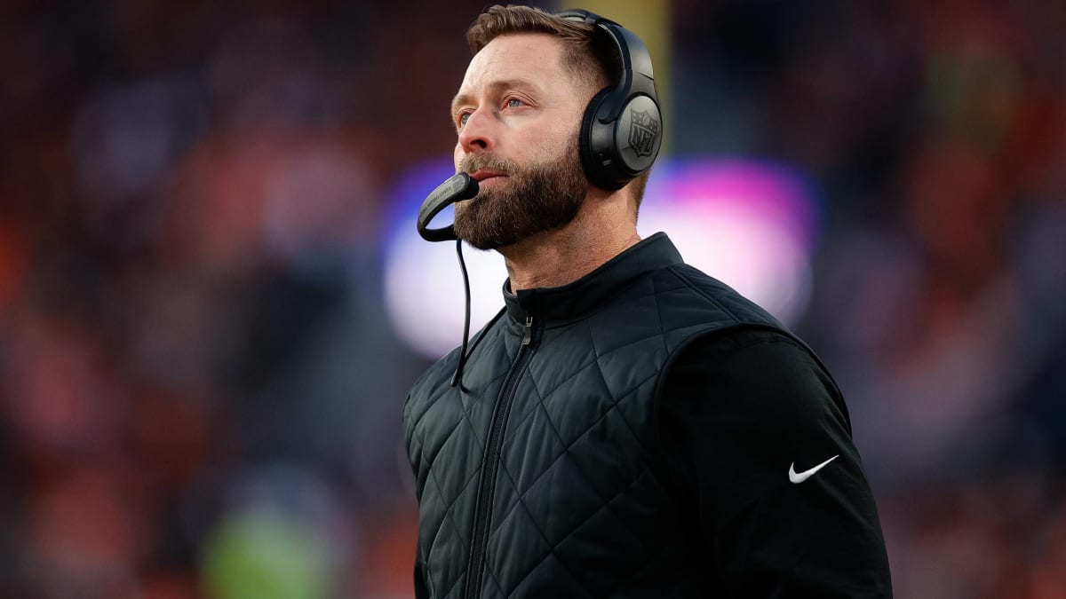 Kliff Kingsbury Bought a One-Way Ticket to Thailand After Firing, per  Report - Sports Illustrated