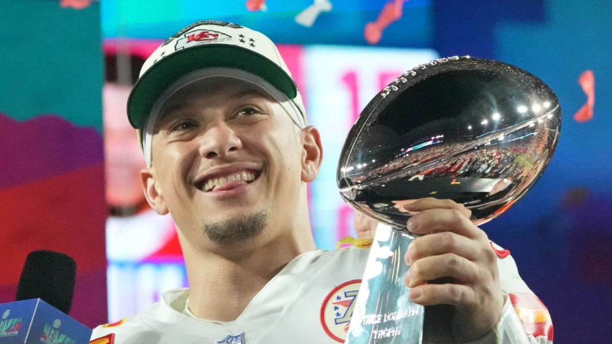 Super Bowl Odds, Futures Picks: 5 Sleeper Teams & How They'll Win the  Lombardi Trophy