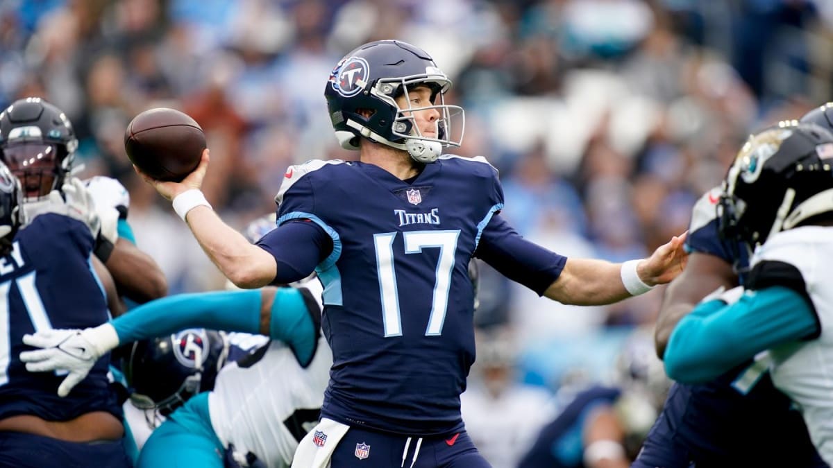 Latest Rumor, The Titans Are Interested In Aaron Rodgers - Sports  Illustrated Tennessee Titans News, Analysis and More