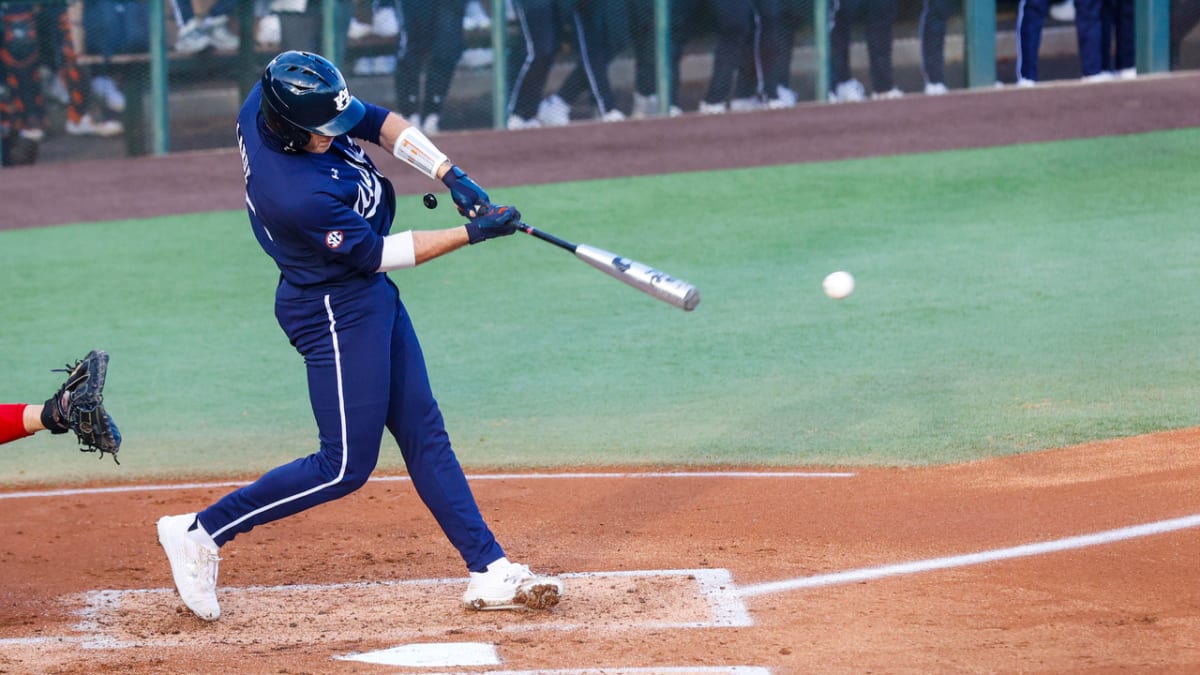 Opening Day win: No. 17 Auburn baseball downs Indiana in first
