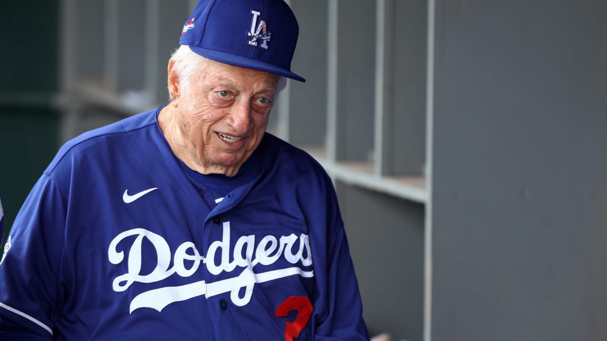 Fullerton pays tribute to Dodgers legend with Tommy Lasorda Day