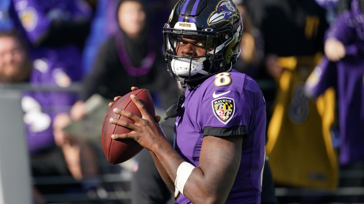 Ravens quarterback Lamar Jackson is playing a dangerous game if he's  sitting out because of his contract - The Boston Globe