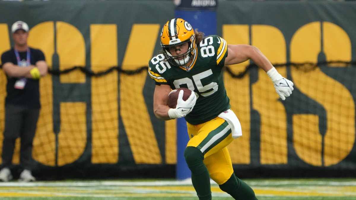 Green Bay Packers get Needed TE Help Re-Signing Robert Tonyan