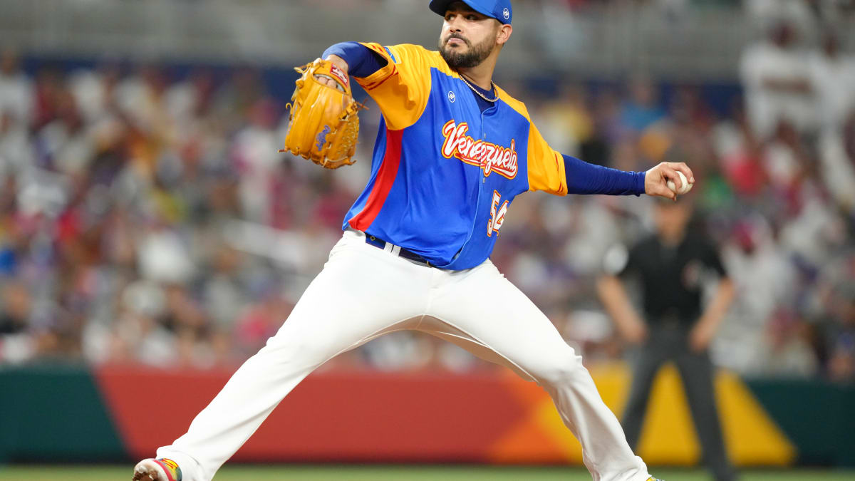 Texas Rangers on X: Starting tonight for Team Venezuela. 🇻🇪  #WorldBaseballClassic  / X