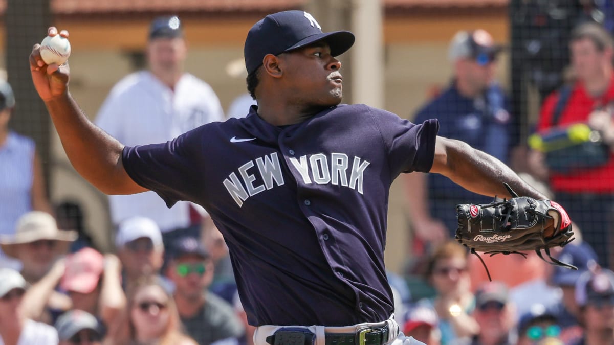 Yankees shake up pitching staff again with Luis Severino on IL