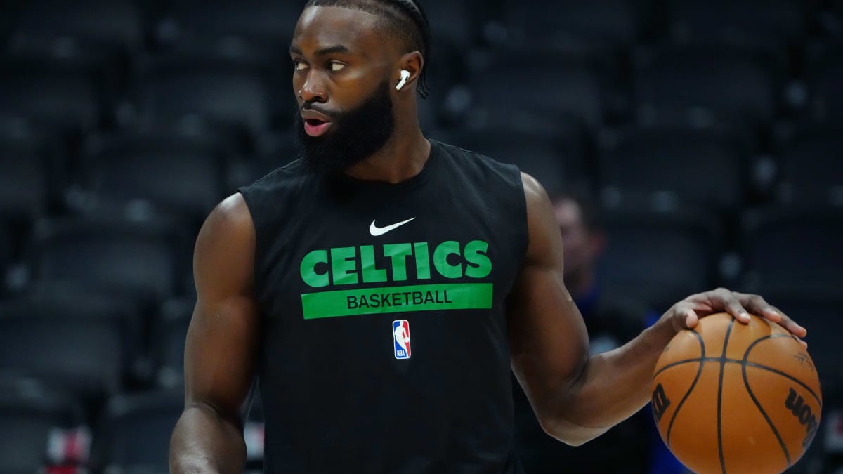 Celtics Jaylen Brown Warned Over Impending Free Agency Decision