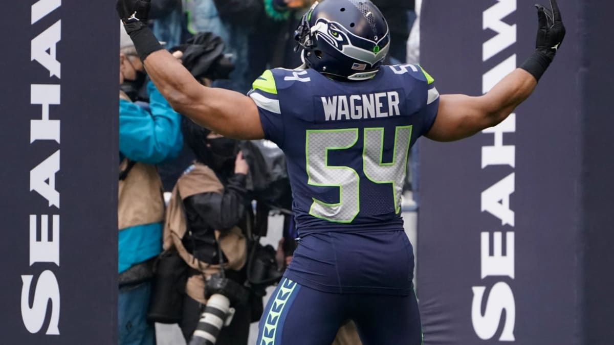 Los Angeles Rams Release LB Bobby Wagner, Baltimore Ravens Interested in  Signing All-Pro? - Sports Illustrated Baltimore Ravens News, Analysis and  More