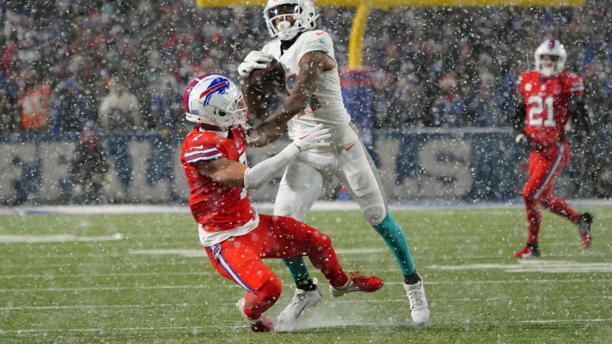 Dolphins reportedly open to trading Cedrick Wilson Jr. but wide