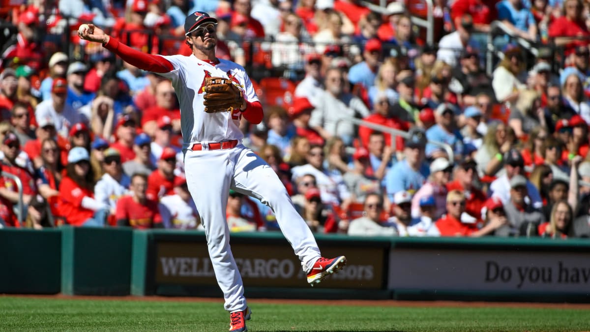 Follow live: Cincinnati Reds host St. Louis Cardinals for Opening Day