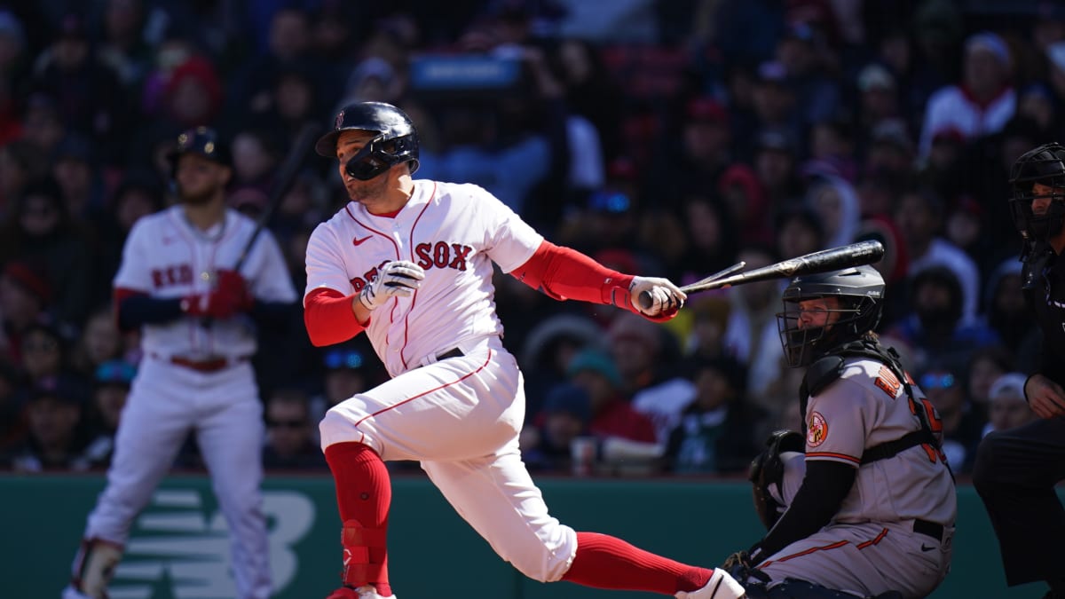 Red Sox's Adam Duvall earns award after hitting .571 in first three games  of season 