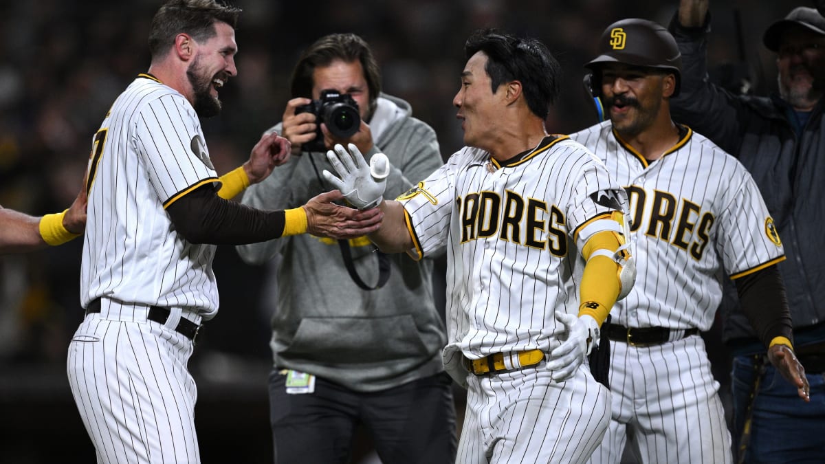 Trent Grisham Shows Love to Padres Fans Following Historic Attendance  Record - Sports Illustrated Inside The Padres News, Analysis and More