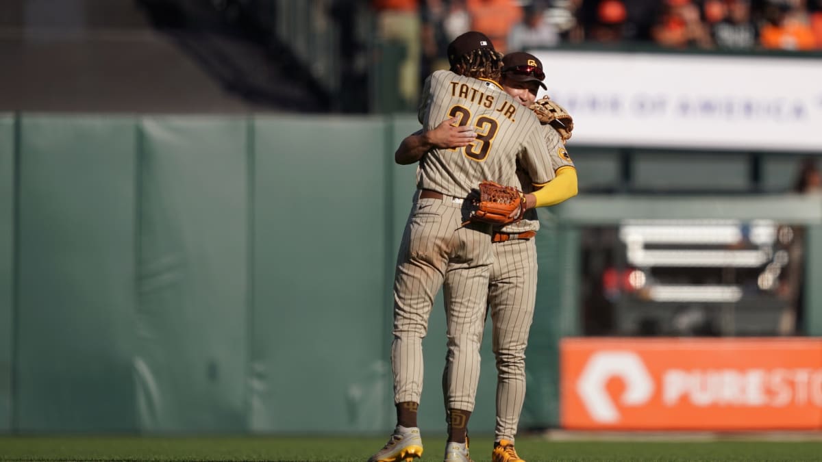 Padres News: Fernando Tatis Has High Praise for Ha-Seong Kim, 'Best Player  on the Team Right Now' - Sports Illustrated Inside The Padres News,  Analysis and More