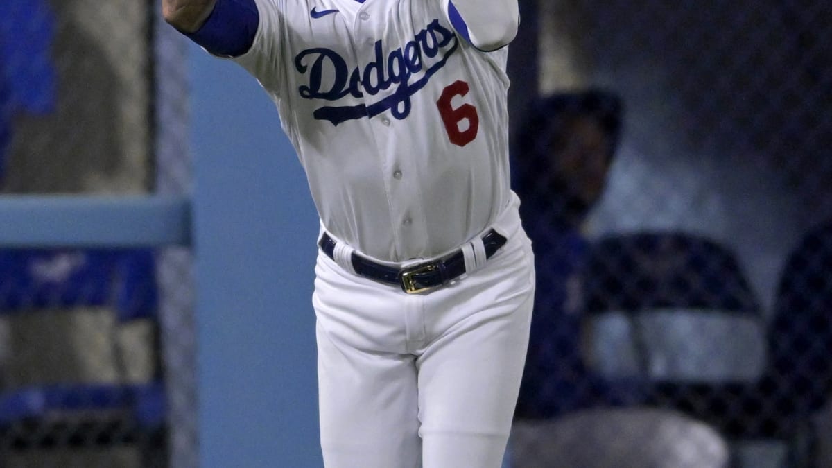 Dodgers News: Dave Roberts Doesn't View Trayce Thompson As Everyday  Outfielder Just Yet