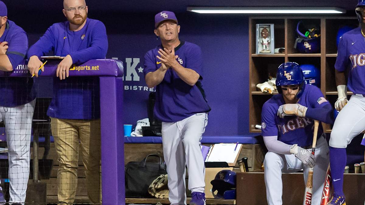 No. 1 LSU baseball wins game 1 vs Ole Miss 7-3.