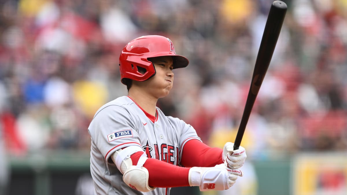 Watch: Aaron Judge Robs Shohei Ohtani of a Home Run at Yankee Stadium - Los  Angeles Angels