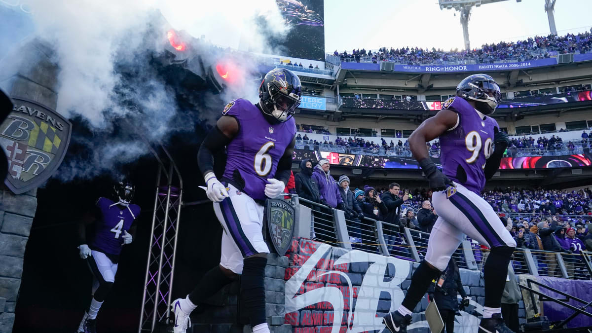 Baltimore Ravens on X: #Ravens Store Outlet Sale: 5/10- 8am-4pm - M&T  Bank Stadium. Up to 75% off + player-worn gear!    / X