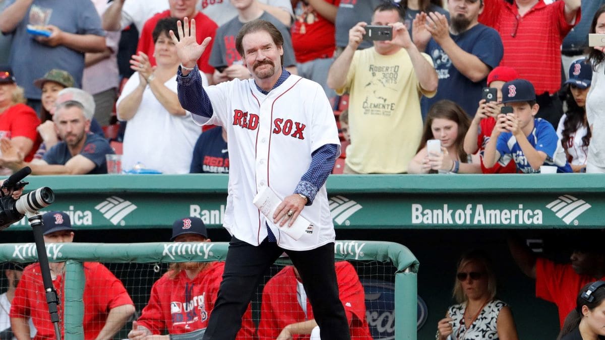 Wade Boggs calls 2018 Sox the 'greatest Red Sox team ever.' - The