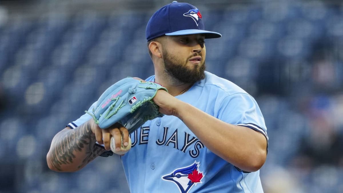 Blue Jays' Alek Manoah doubles down on Gerrit Cole criticism