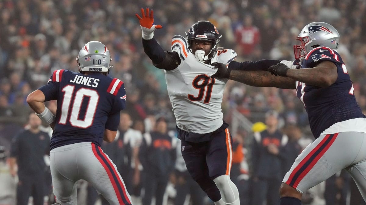 Chicago Bear players line up during a pre-game presentation prior an NFL  football game against the Detroit Lions in Detroit, Michigan USA, on  Thusday, September 13, 2020 (Photo by Jorge Lemus/NurPhoto Stock