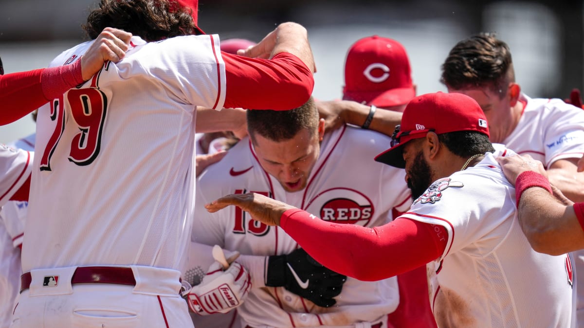 Nick Senzel records three hits for Reds