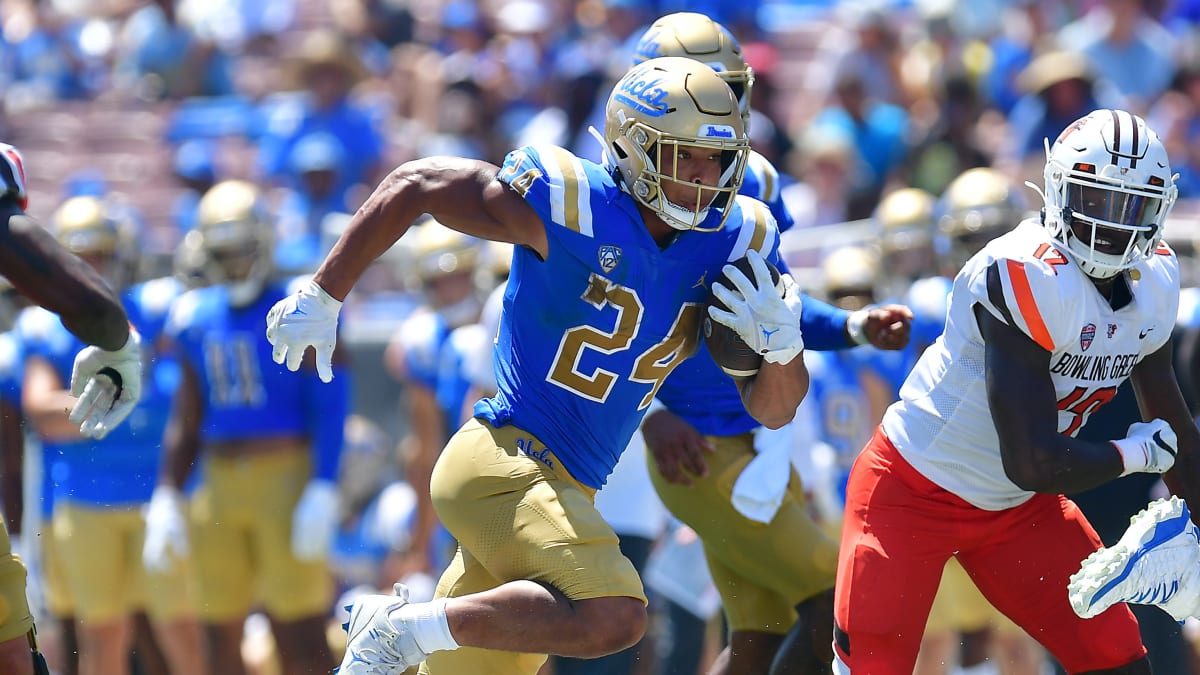 Seattle Seahawks select RB Zach Charbonnet with the No. 52 overall pick in  the 2023 NFL Draft - A to Z Sports