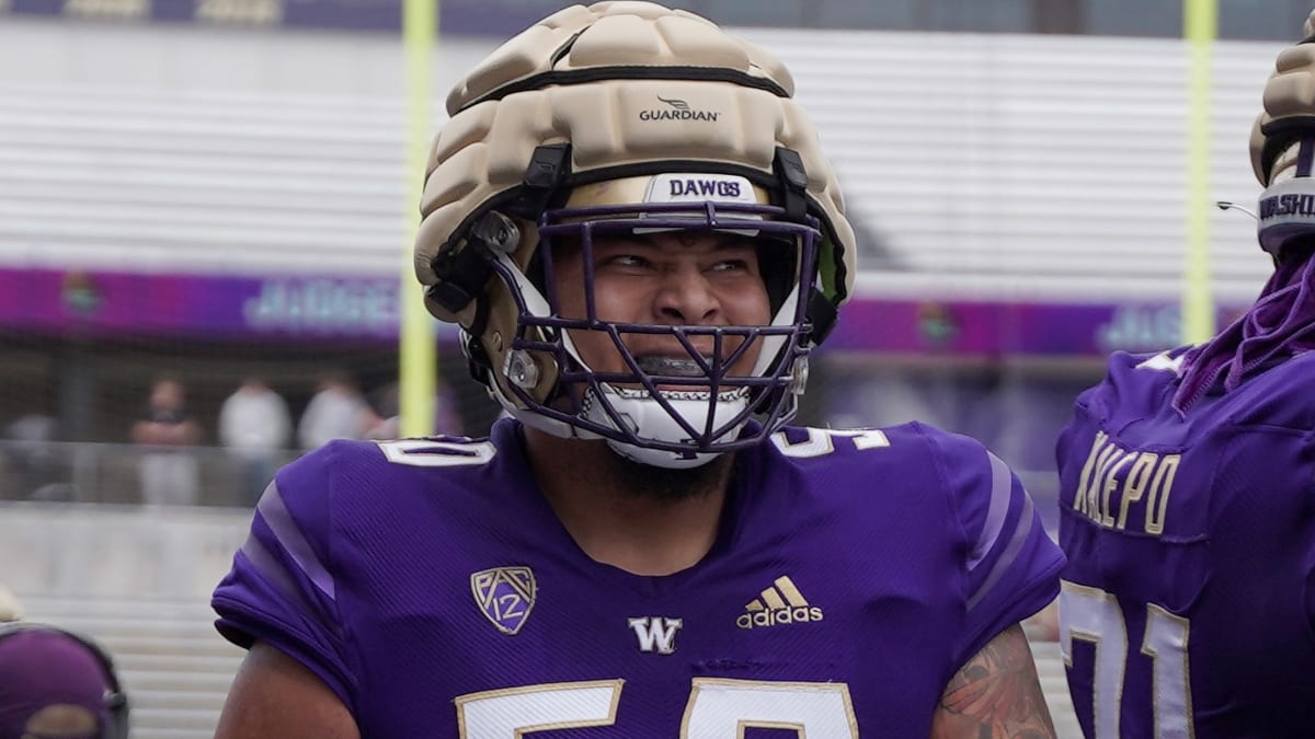 Huskies Dress for Success with New Uniforms - Sports Illustrated Washington  Huskies News, Analysis and More