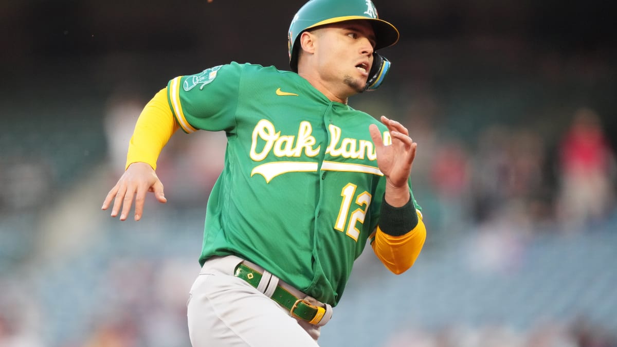 Nick Allen, Aledmys Díaz to share time at shortstop for A's