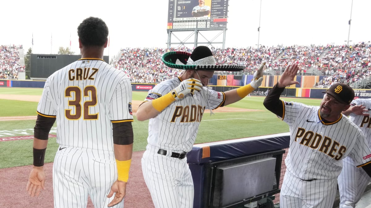 Padres News: Nelson Cruz's Historic Saturday Performance Didn't Surprise  Star Teammate - Sports Illustrated Inside The Padres News, Analysis and More