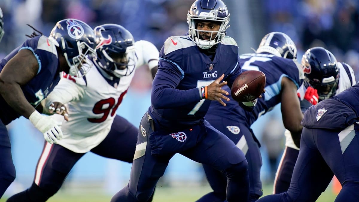 Tennessee Titans Roster Rundown: Quarterbacks - Sports Illustrated Tennessee  Titans News, Analysis and More