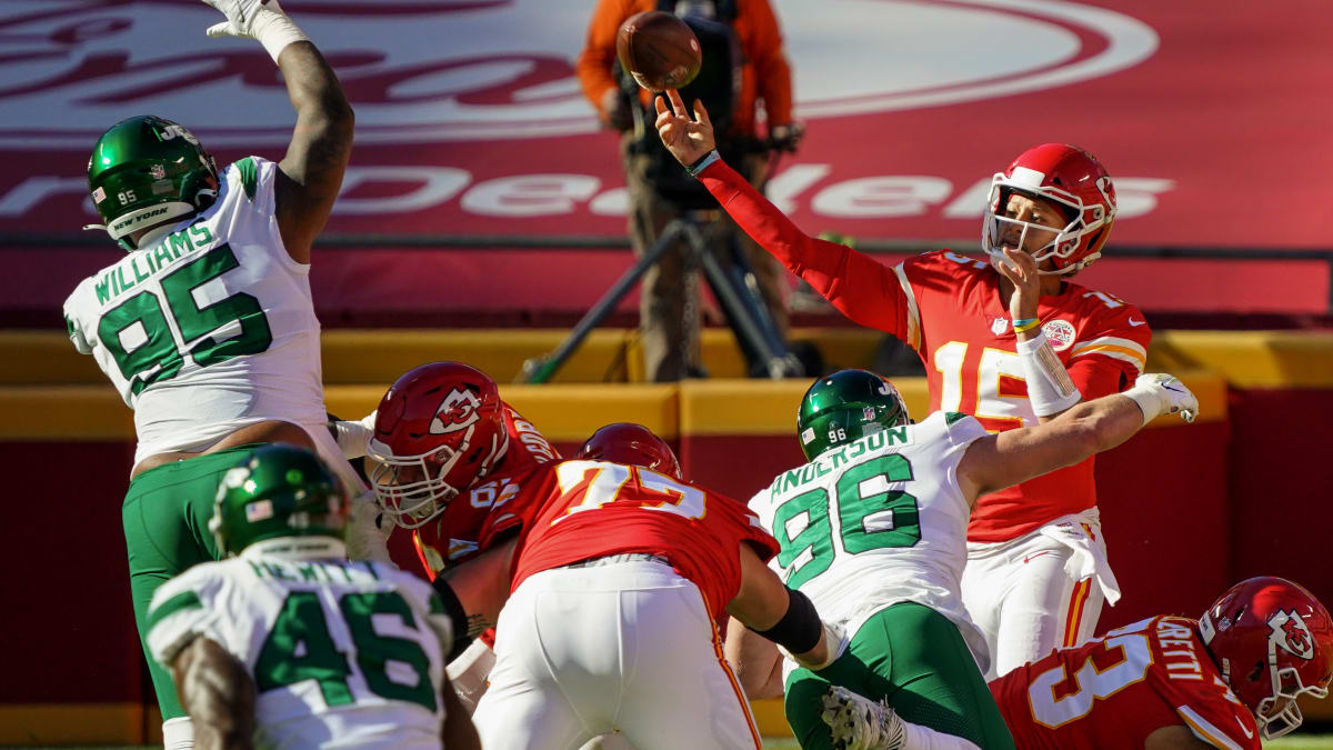 Jets' Fantasy Report: One Start, One Sit for Sunday Night Football vs.  Chiefs - Sports Illustrated New York Jets News, Analysis and More