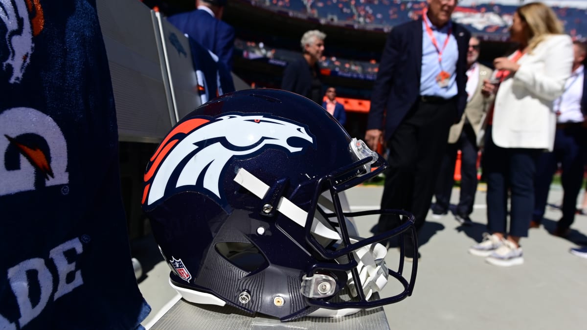 Alternate Helmet Theory : r/DenverBroncos