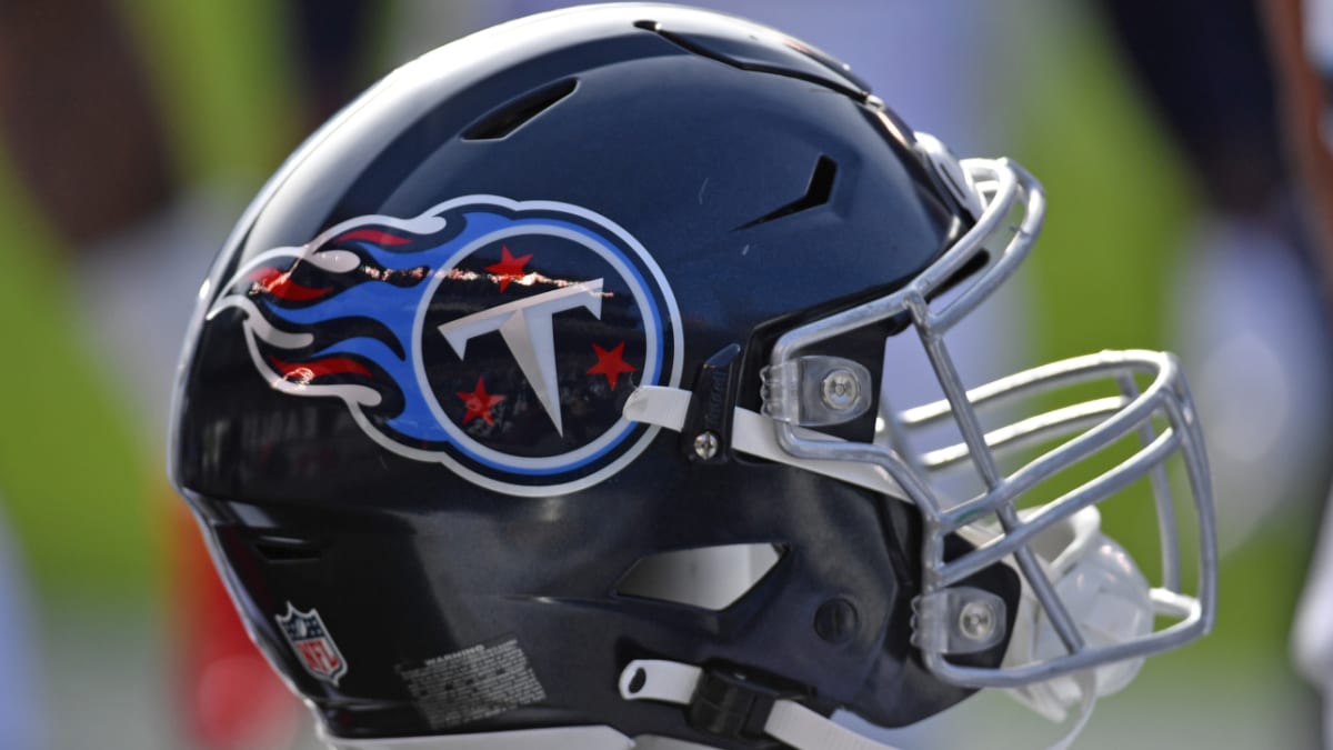 Titans Unveil New Uniforms for 2018 NFL Season