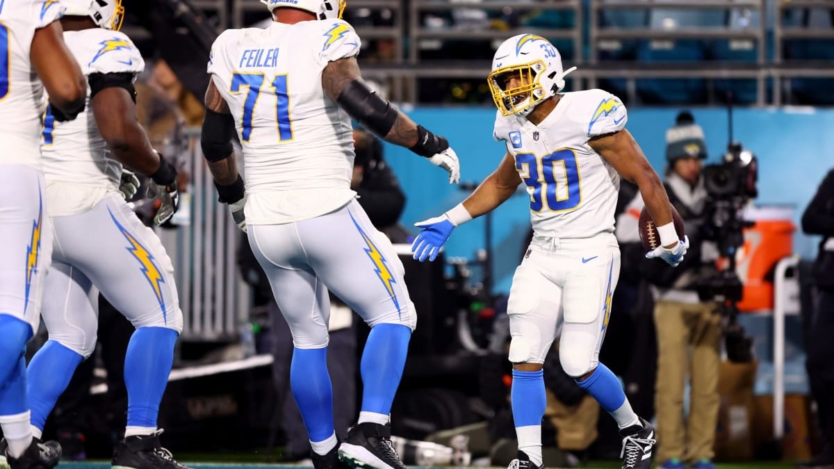 Chargers News: NFL Writer Predicts This LA Star To Make First Pro Bowl -  Sports Illustrated Los Angeles Chargers News, Analysis and More