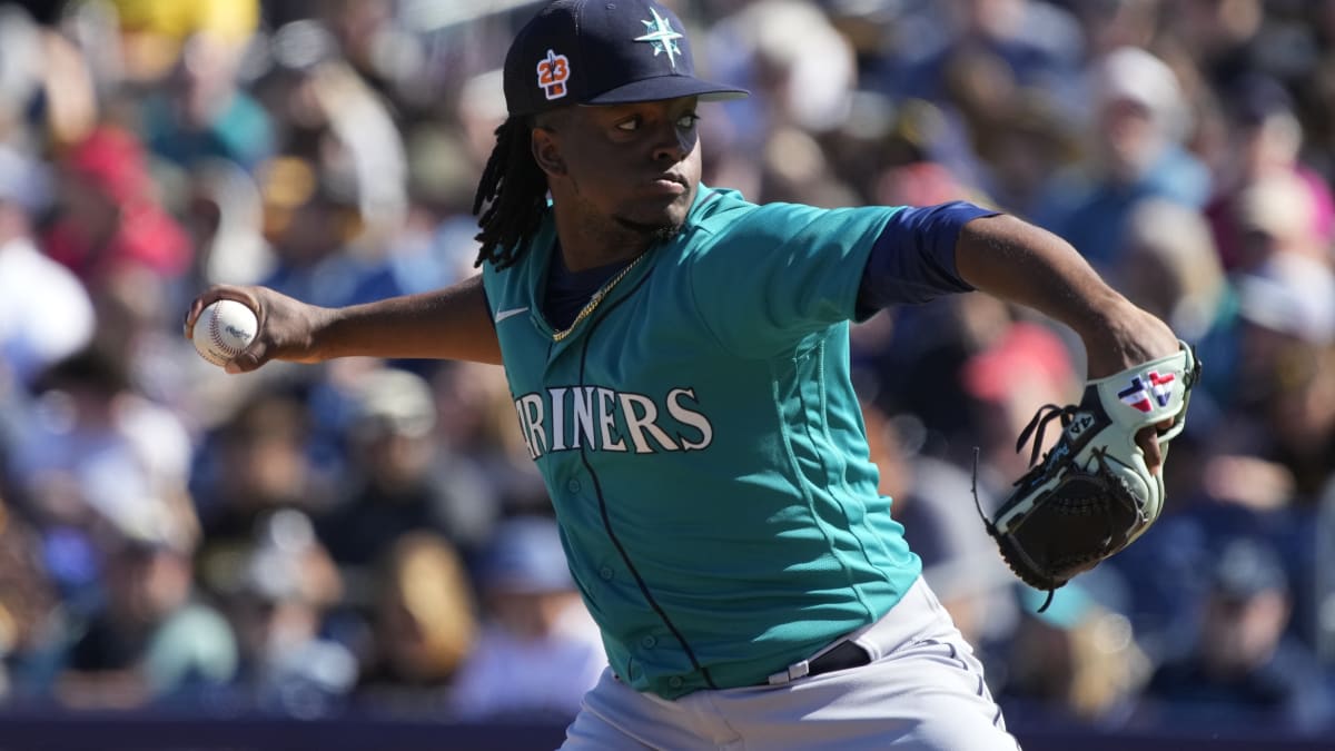 Seattle Mariners Edwin Diaz outdoes Baltimore Orioles by himself