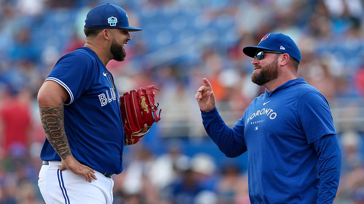 Blue Jays Forced to Remove Ace Alex Manoah From Game After Brutal