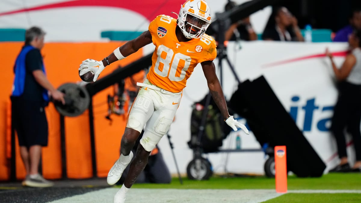 Vols return opening kickoff for TD, first since '80