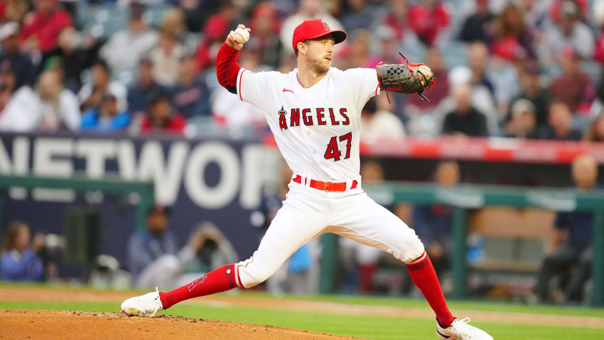 May 26, 2021: Los Angeles Angels starting pitcher Griffin Canning (47)  pitches in relief for the Angels during the game between the Texas Rangers  and the Los Angeles Angels of Anaheim at