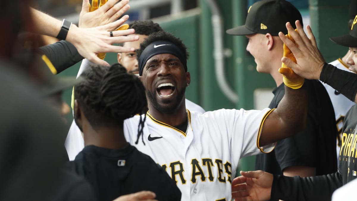 Andrew McCutchen reconnects with Pirates fans, discusses how much he missed  Pittsburgh