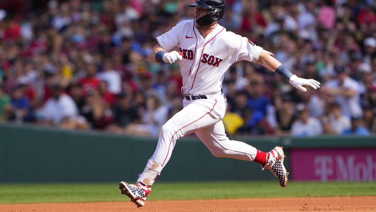 Adam Duvall injury update: Red Sox outfielder out for at least 4-6