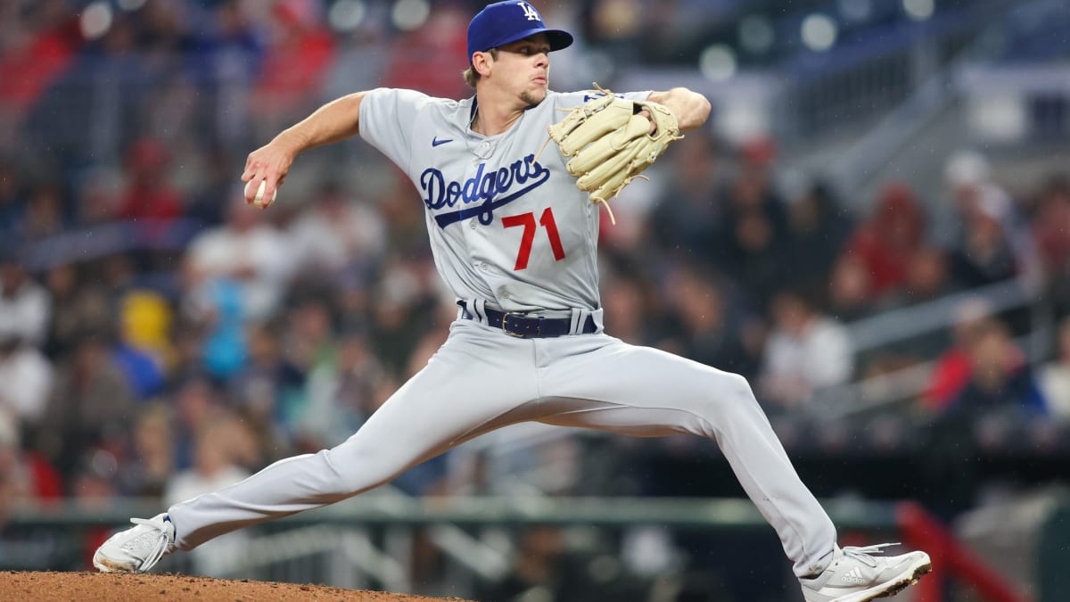 Dave Roberts reveals plan for promising Dodgers rookie after fantastic  start vs. Astros