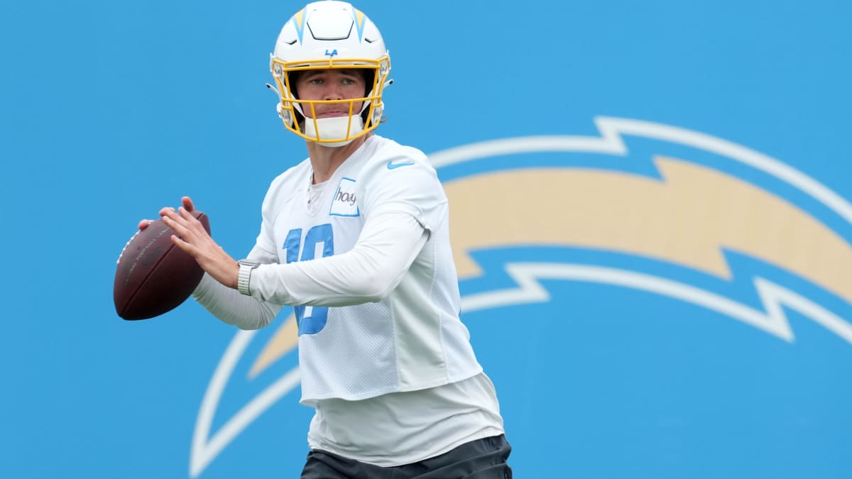 Chargers Sign Star QB Justin Herbert To Nine-Figure Extension