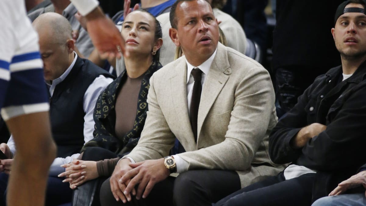 Gum Disease: MLB Player Alex Rodriguez on His Early-Stage Diagnosis