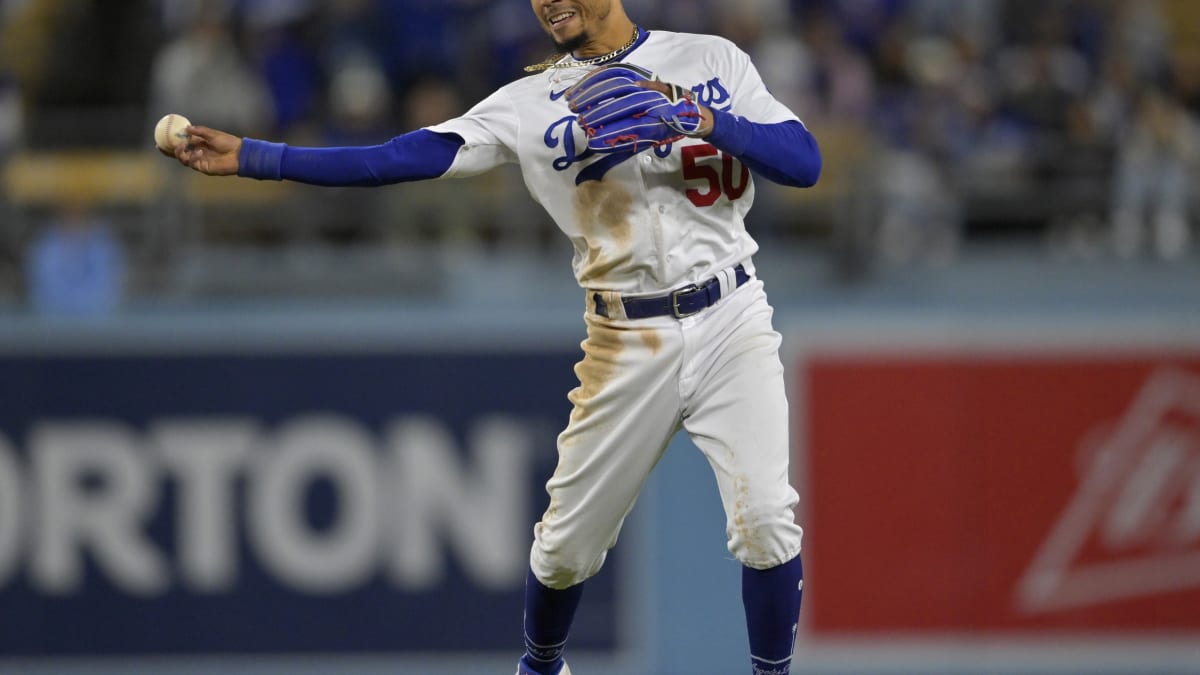 Dodgers news: Mookie Betts at 2B gives LA an option if they need it - True  Blue LA