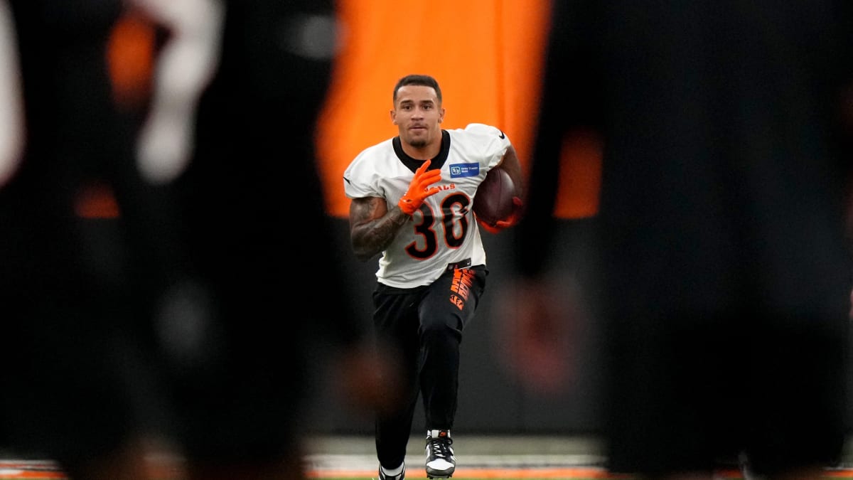 Rookie RB Chase Brown's Routine Anything But As Bengals Note His NFL-Ready  Approach