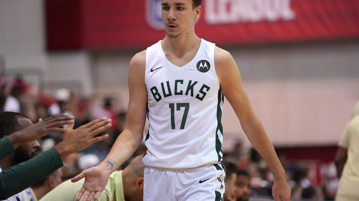 Milwaukee Bucks Select Hugo Besson with the 58th Pick in the 2022 NBA Draft  - Brew Hoop