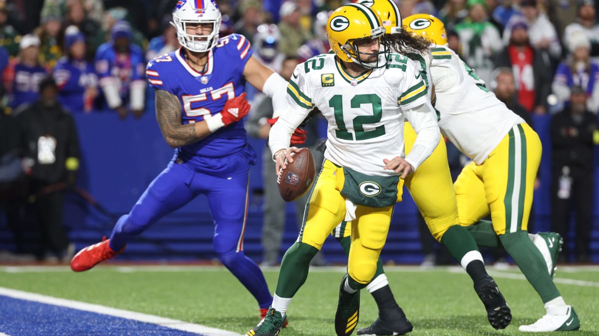 Can Aaron Rodgers Avoid Another Slow Start Week 1 vs. Bills on MNF?