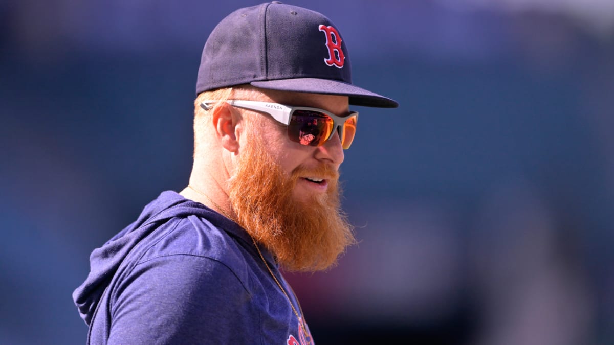 Red Sox Notes: Justin Turner Grateful For Fenway Park Ovation